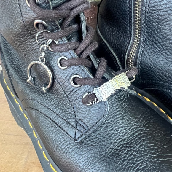 SOLD 🔥 Dolls Kill x Dr. Martens Jadon Hi Max Boots/Platform Boots - Picture 4 of 16